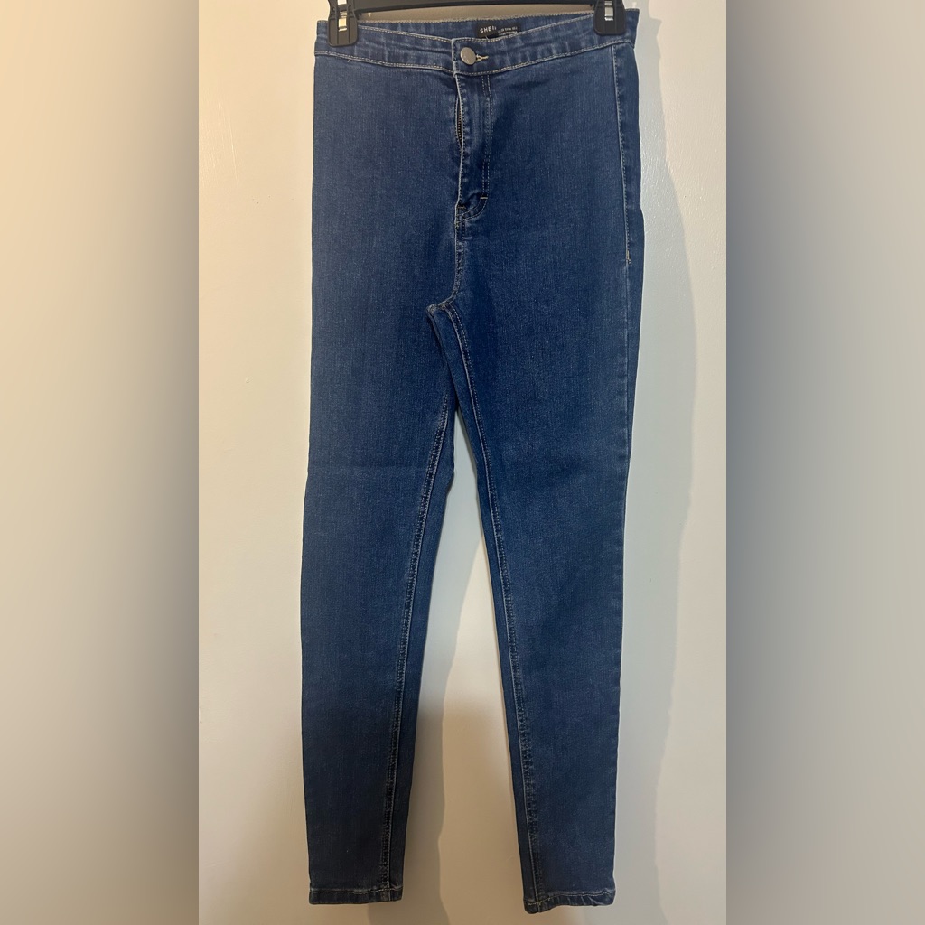 000 Pnts Shein Jeans Size 2